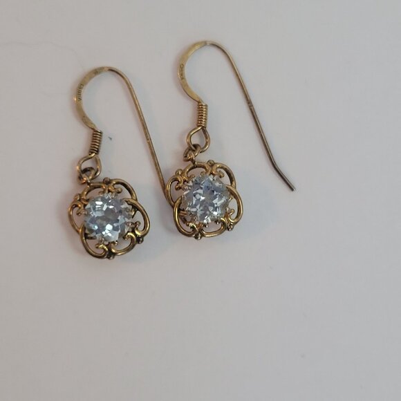 Vintage Gold-Tone Earrings With Clear Rhinestones & Intricate Filigree Design - Picture 4 of 5